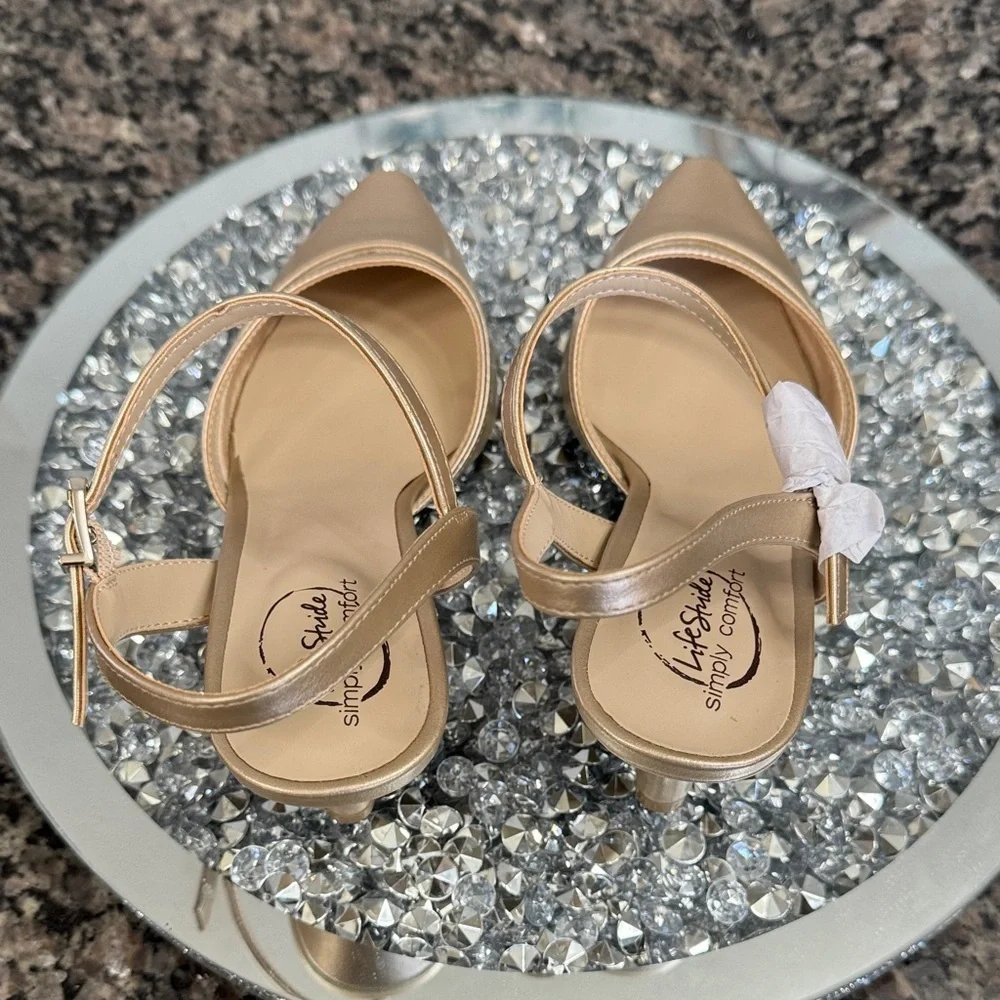 Life Simply comfort Stride Gold shimmer Strappy Heels NWOT 8W